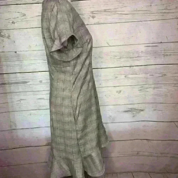 nwt beige eci plaid ruffle dress 4 - Picture 8 of 14